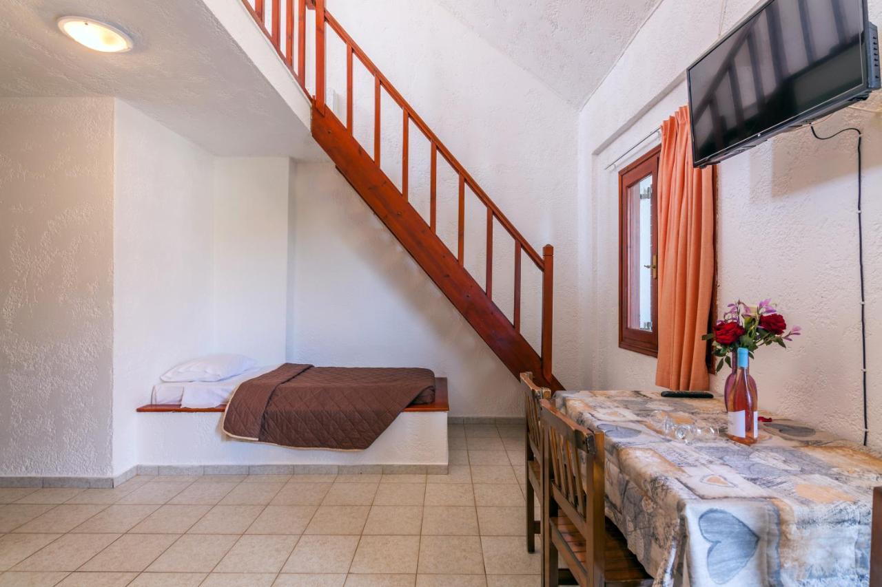 Anatoli Lygaria Apartments On The Beach Ligaria  Ngoại thất bức ảnh
